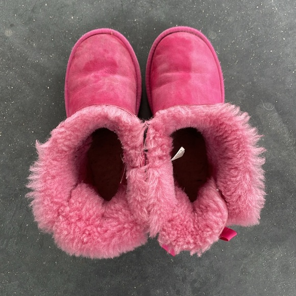 Cozy Pink Shearling Boots - Picture 2 of 6